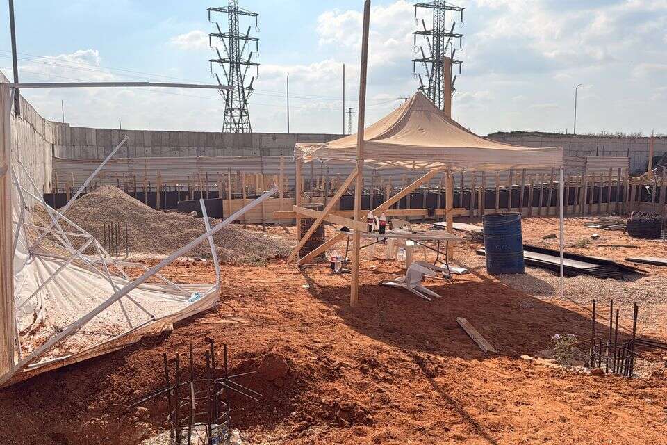 בית העלמין בנתניה. אזור המריבה בין חברת קדישא לחסידי הרב , ירון דורון
