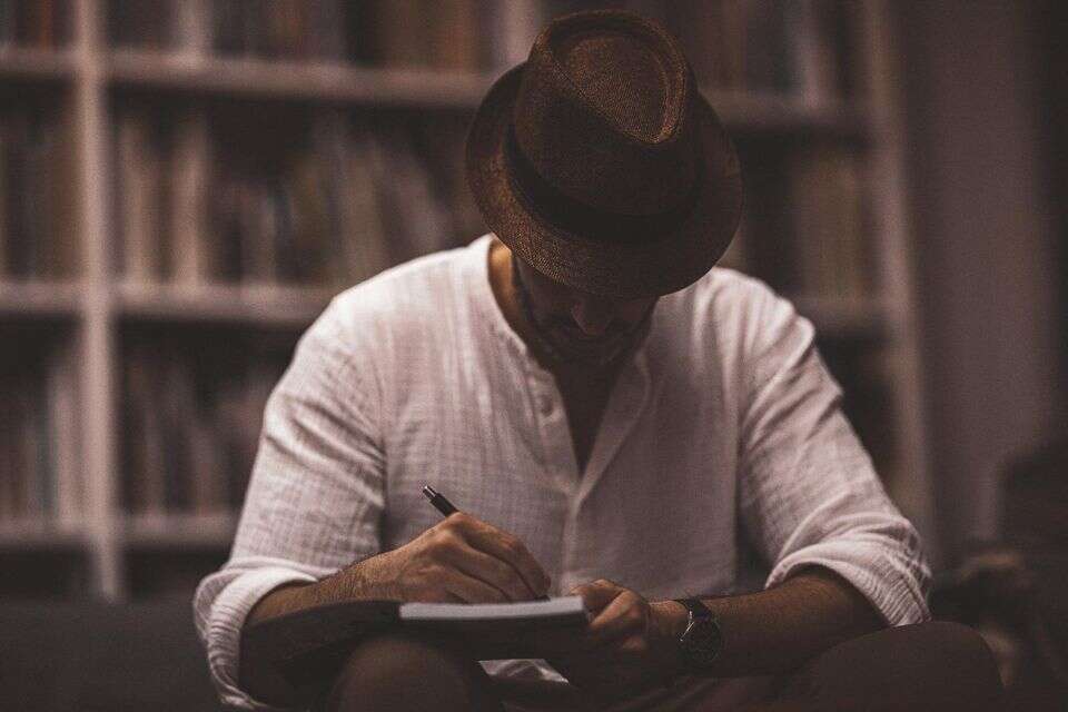 הסופר שהחליט להיחשף , יח"צ