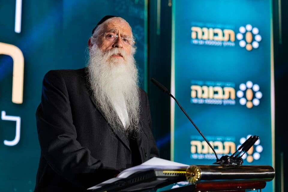 מאיר פרוש , חיים טויטו