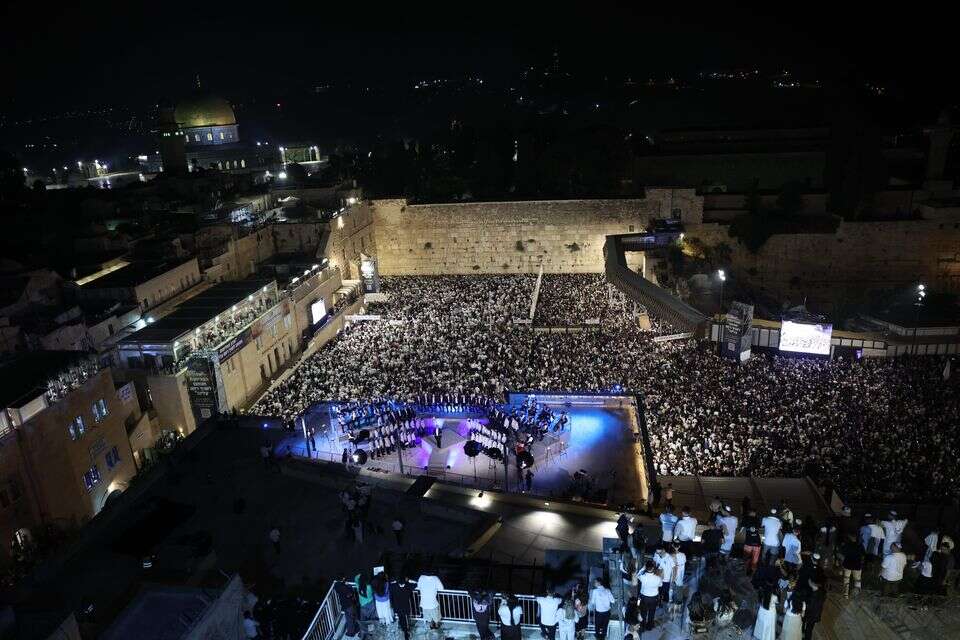 אלפים באירוע הסליחות השני בכותל המערבי , אורן בן חקון