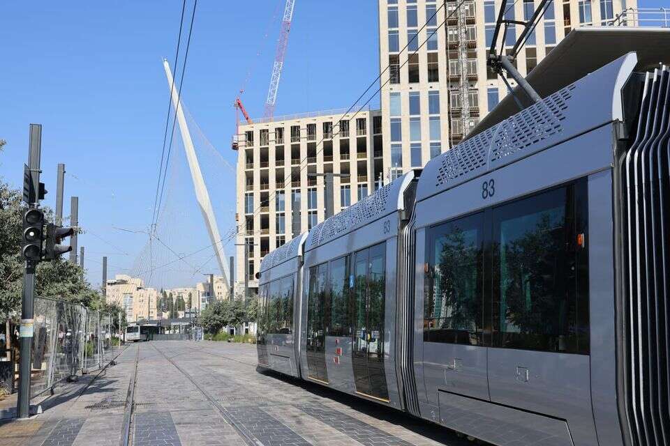 הרכבת הקלה בירושלים , ארנון בוסאני