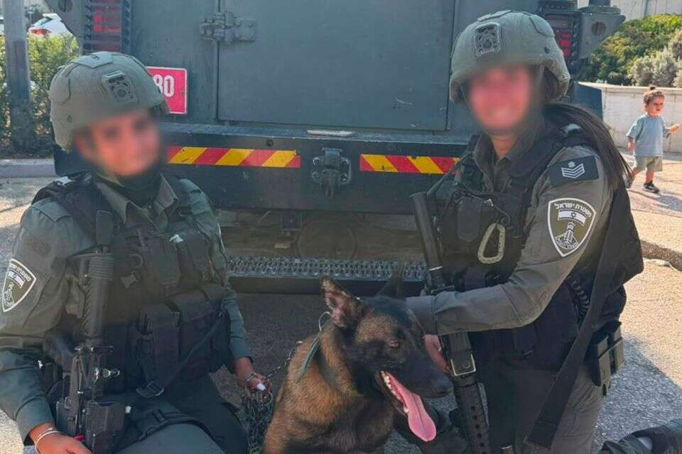 לוחמות מג"ב עם הכלבה , דוברות המשטרה