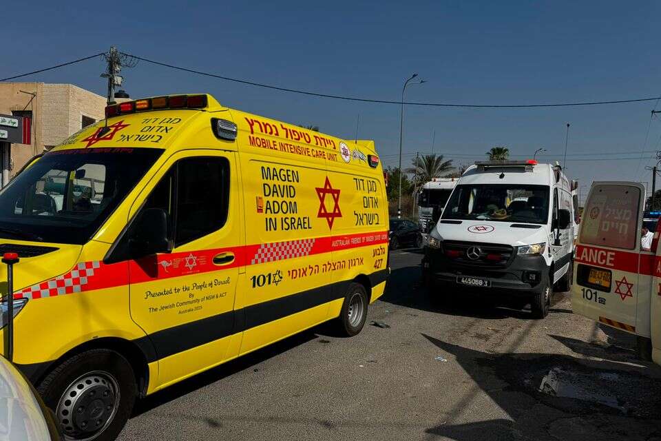 זירת הדקירה בכפר עוג'ה , מד"א