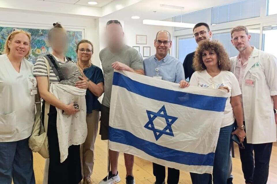 א"ש עם הצוות , ניר קופלר