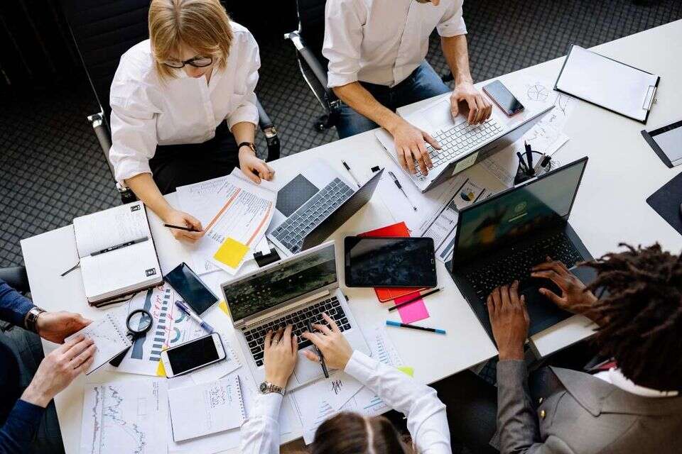 איך להישאר מפוקסים גם אחרי ארוחת הצהריים בעבודה , pexels