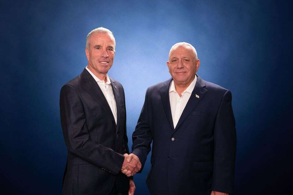 אלעזר שטרן וגדי איזנקוט , מפלגת ישר
