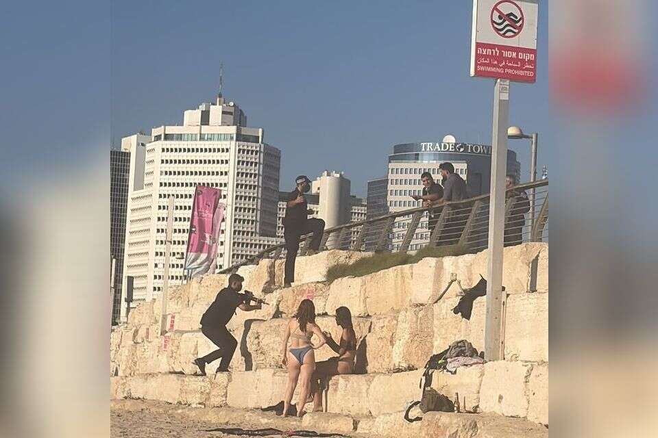 מתפנים מהחוף לקראת הגעת נתניהו , N12