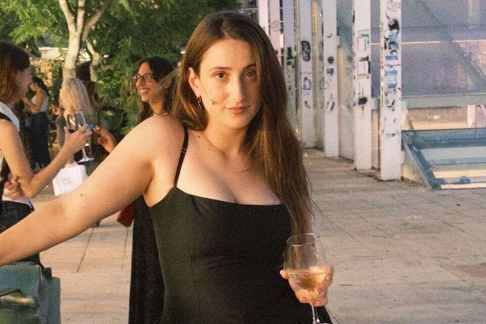 אלונה סער, חוגגת יום הולדת עם מתנה , צילום מסך אינסטגרם