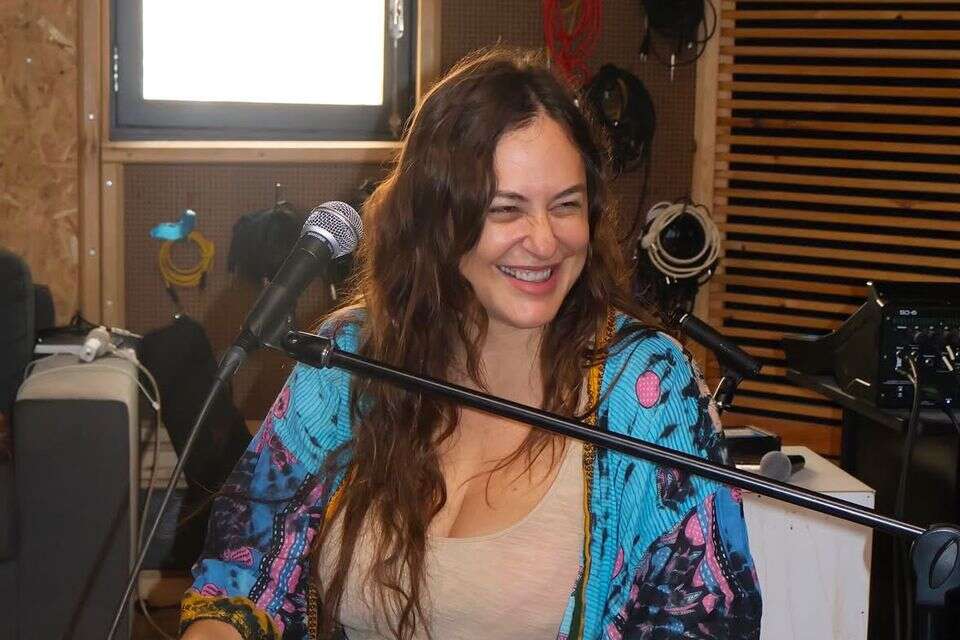 הגיע הזמן לחזור. קרן פלס  , אינסטגרם