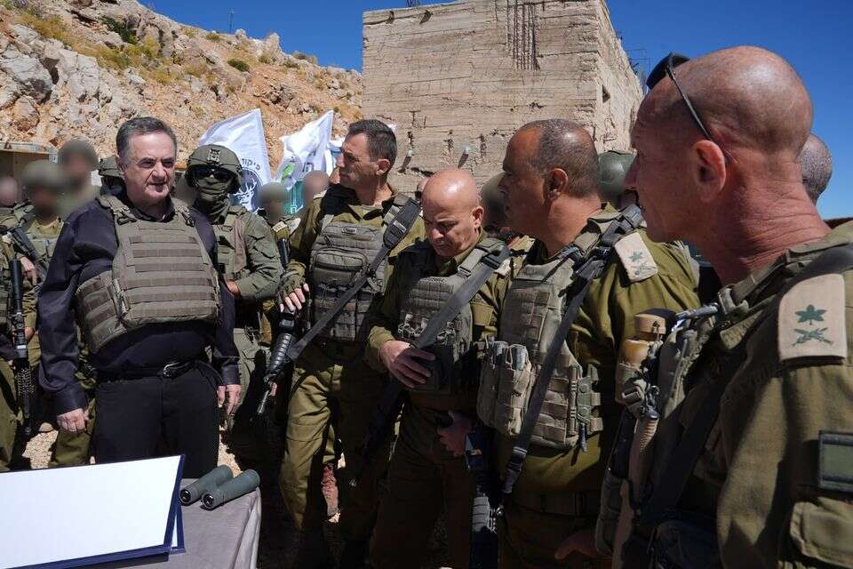 שר הביטחון בביקור בסוריה , איראל חרמוני, משרד הביטחון