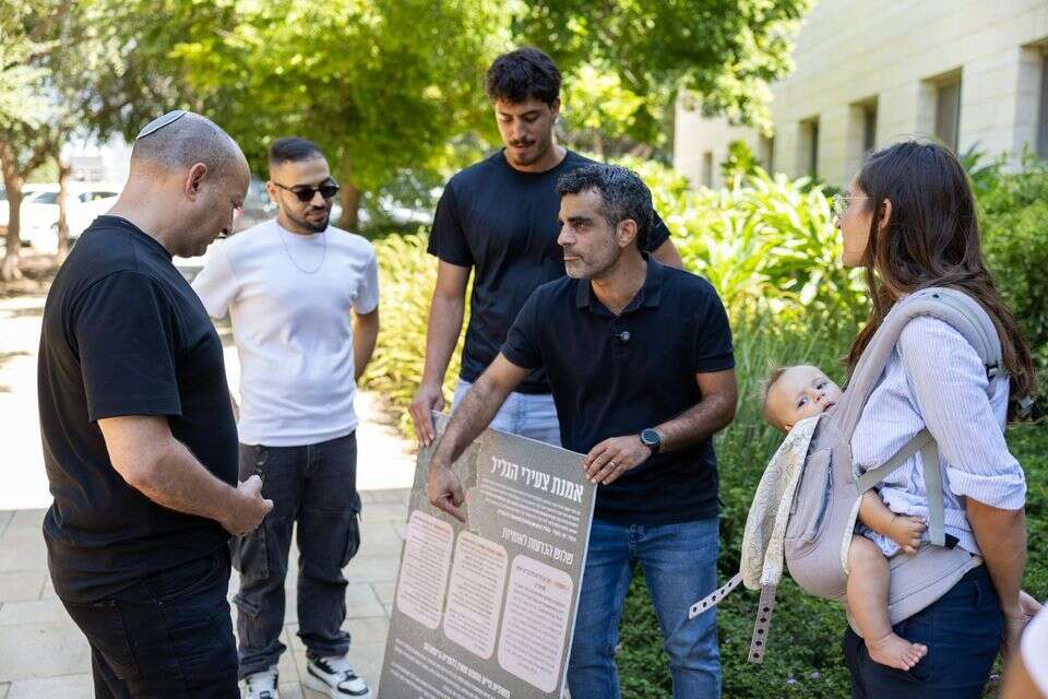 נפתלי בנט בסיור בקו העימות , איתי אברהם
