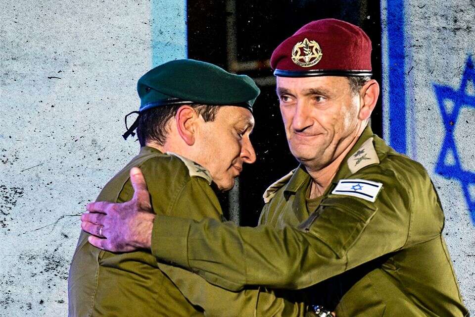 מידור מוחלט: "אף אחד לא יודע מי מייעץ למי". הרמטכ"ל לשעבר הרצי הלוי וראש אמ"ן לשעבר , יוסי זליגר