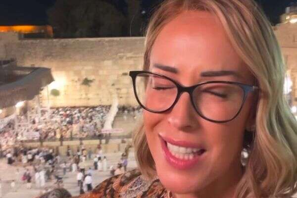 מבקשת עזרה שיתפללו למענה. עדן הראל  , 