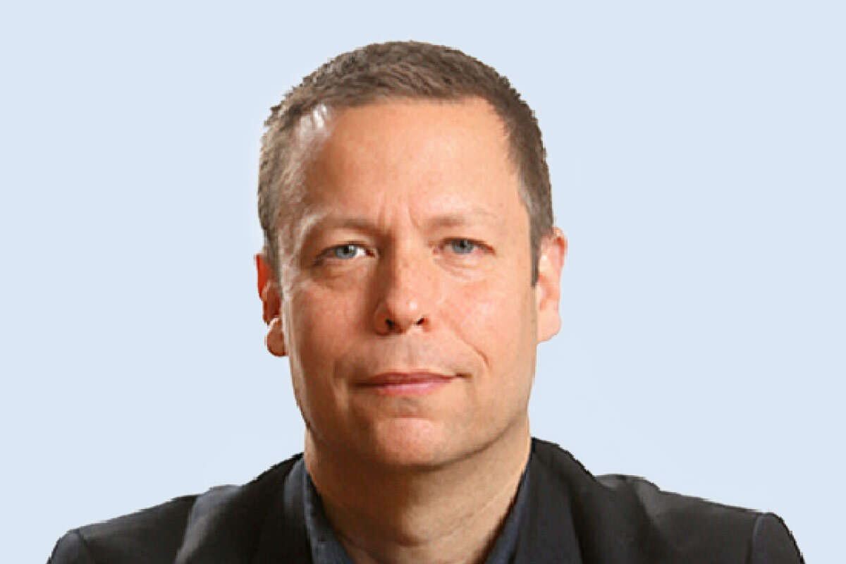 הדרך להפלת המשטר ארוכה. ד"ר רז צימט , ללא קרדיט