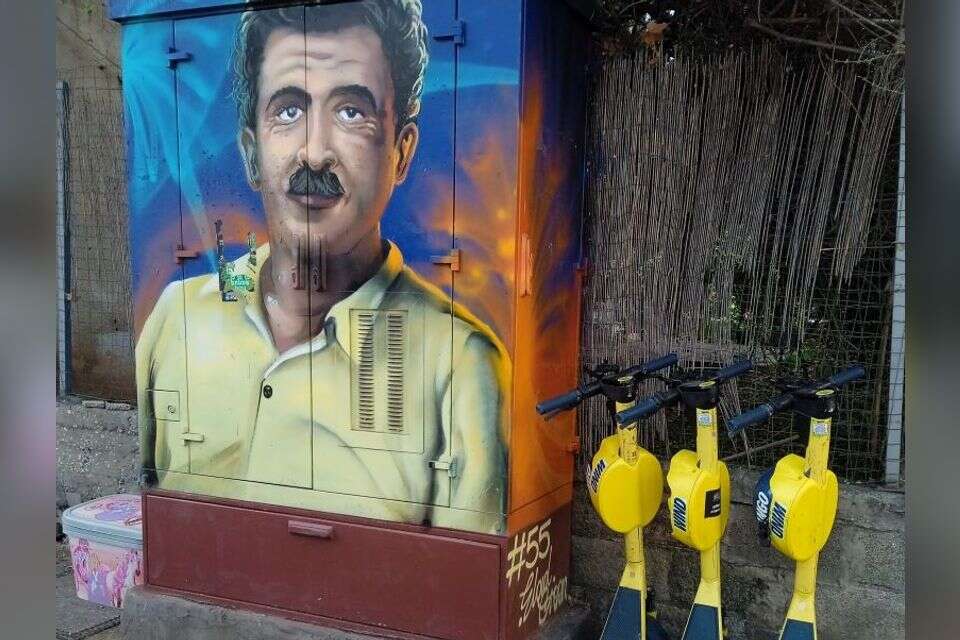 Mural_of_Berl_Katznelson_Katznelson_Street_corner_of_HaMaalot_Givatayim , 