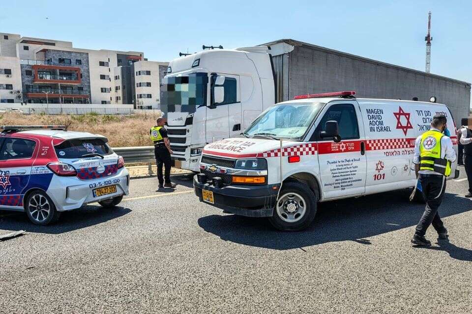 זירת התאונה בכביש 65 סמוך לעפולה , תיעוד מבצעי מד"א