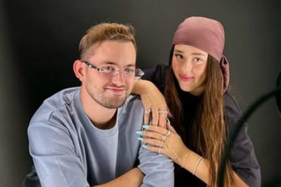אבישג סלומון ובעלה יחזקאל , אינסטגרם