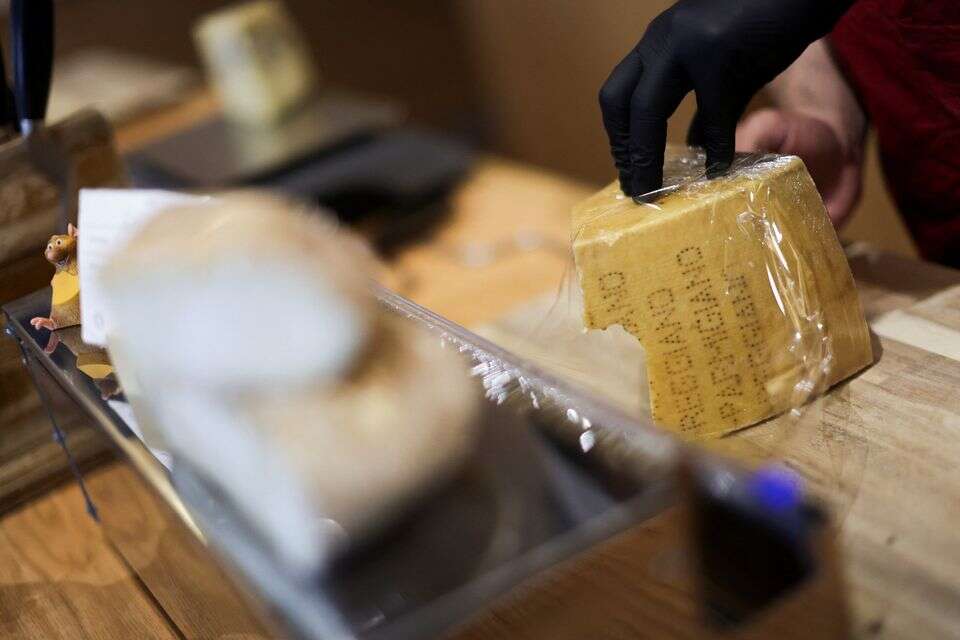 גבינות , רויטרס