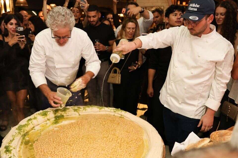 אייל שני במסעדתו החדשה , אינסטגרם