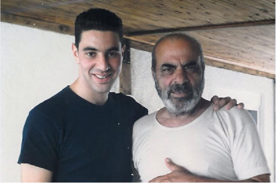 שלומי סרנגה וסטליוס קזנג'ידיס
, אינסטגרם