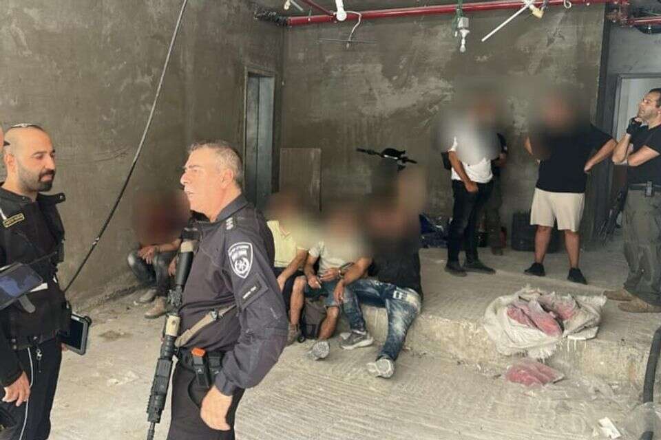 16 שב״חים נעצרו בתל אביב ובהרצליה , דוברות המשטרה