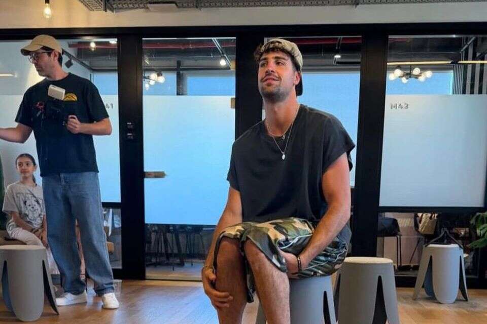 דני אבדיה במפגש עם קבוצת המשפיענים של "טורבו" , אינסטגרם
