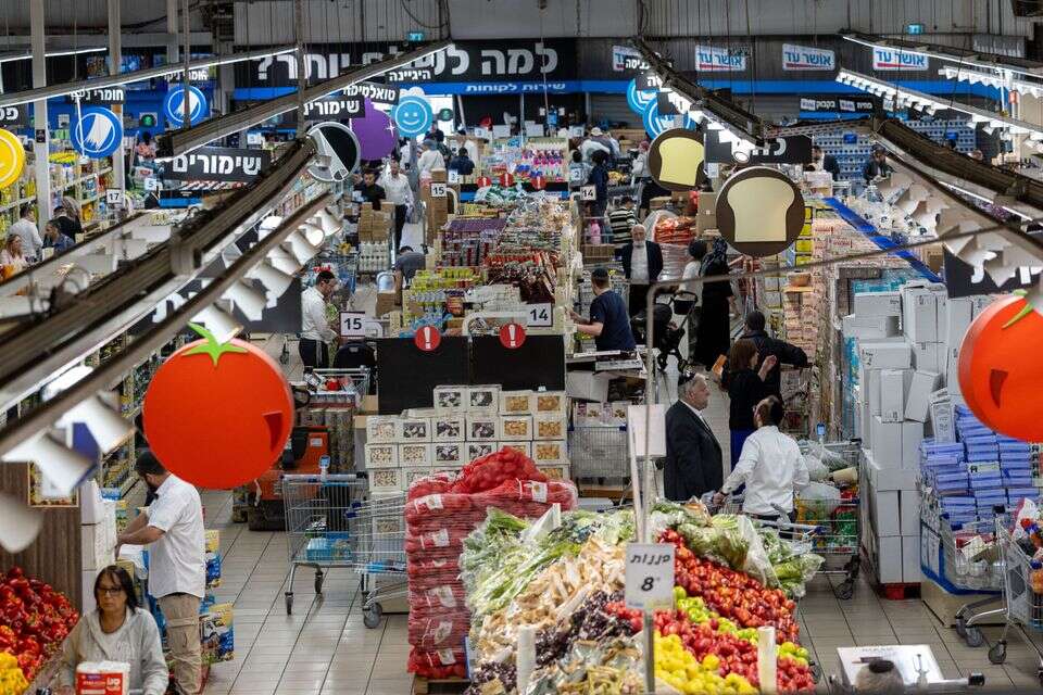אושר עד (ארכיון) , אורן בן חקון