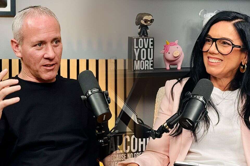 חילי טרופר ויסמין לוקץ' , .