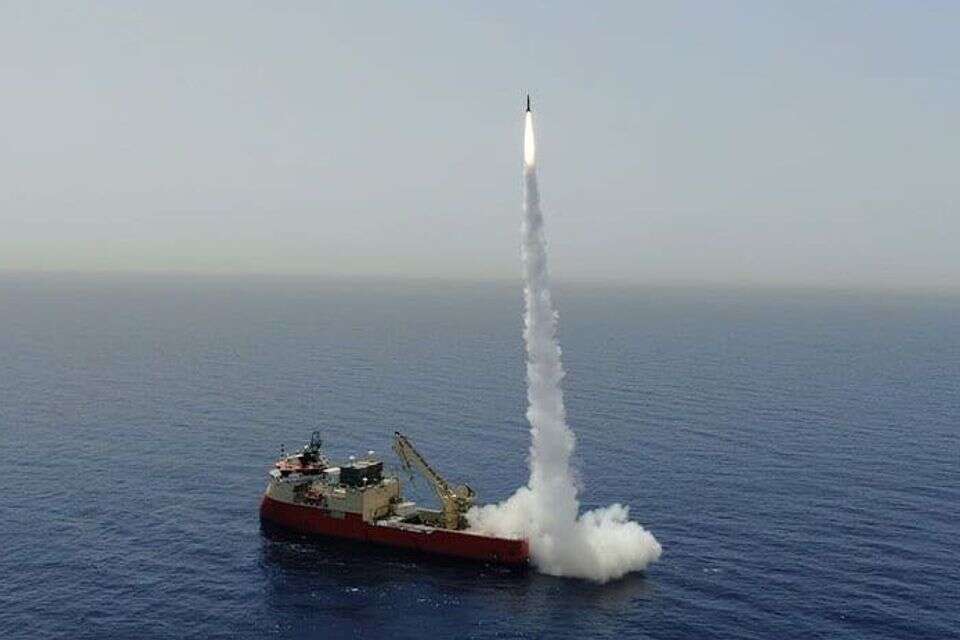 ניסוי מוצלח בגרמניה בטיל הבליסטי של התעשייה האווירית , הבילד