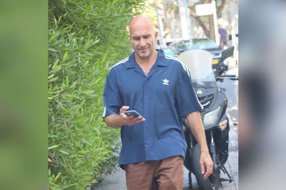 אסי כהן , פול סגל