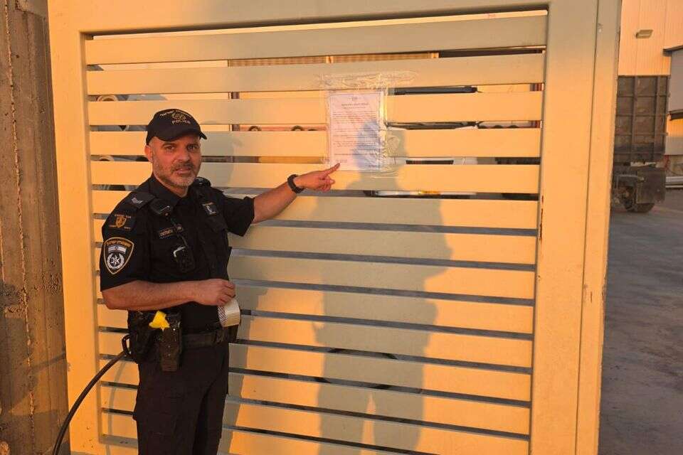 שב"חים נתפסו כשהם מסתתרים בתוך צינורות ביוב , דוברות המשטרה