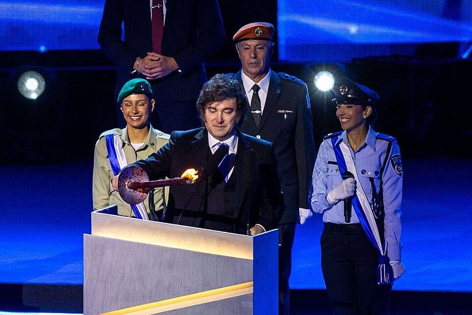 נשיא ארגנטינה, חאבייר מיליי, מדליק משואה ביום העצמאות , אורן בן חקון