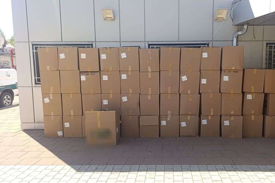 עשרות הארגזים שנתפסו בפעילות המשטרה , דוברות משטרת ישראל