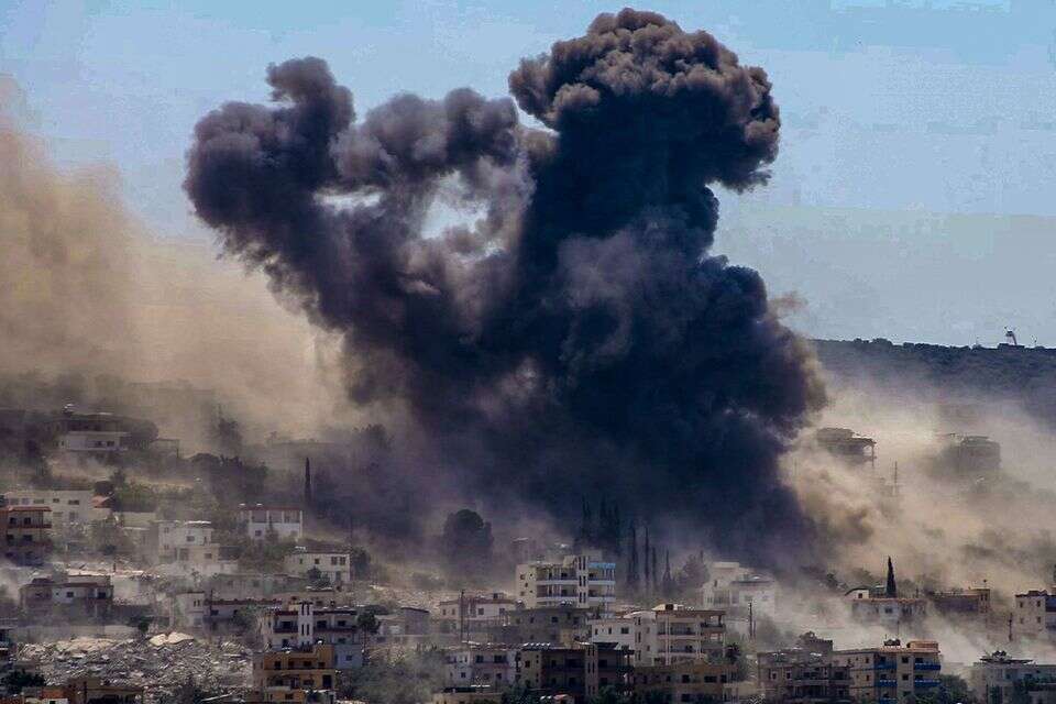 תקיפת צה"ל בעיר צור בלבנון , AFP
