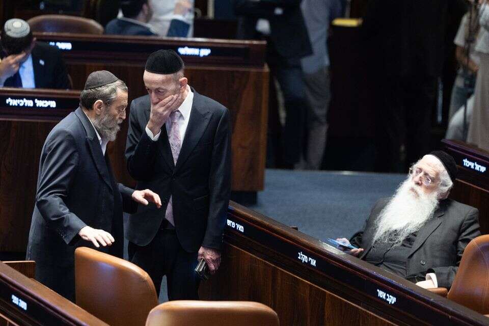 גפני ומקלב במליאה , אורן בן חקון