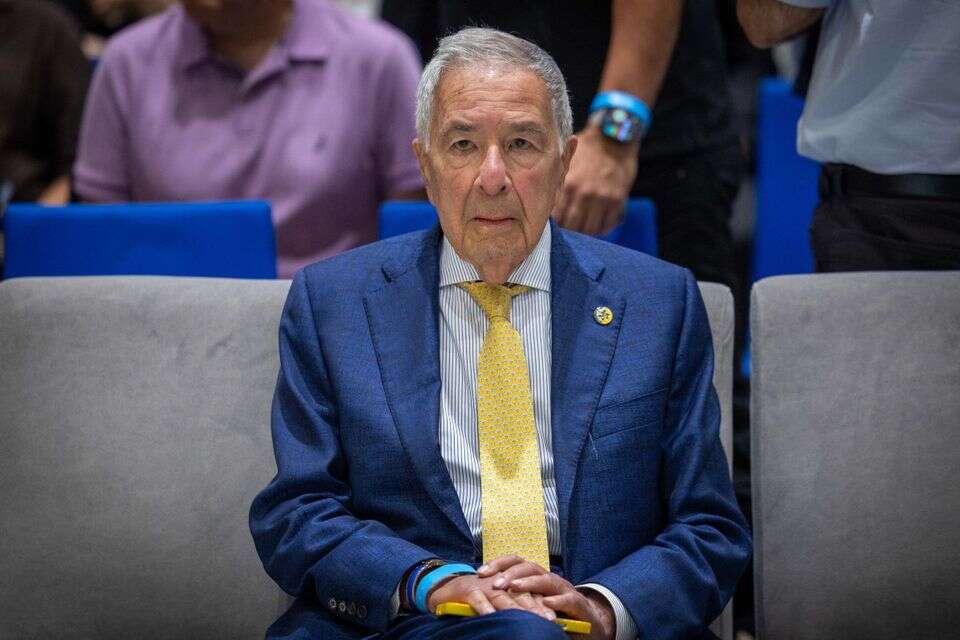 שמעון מזרחי , אורן בן חקון