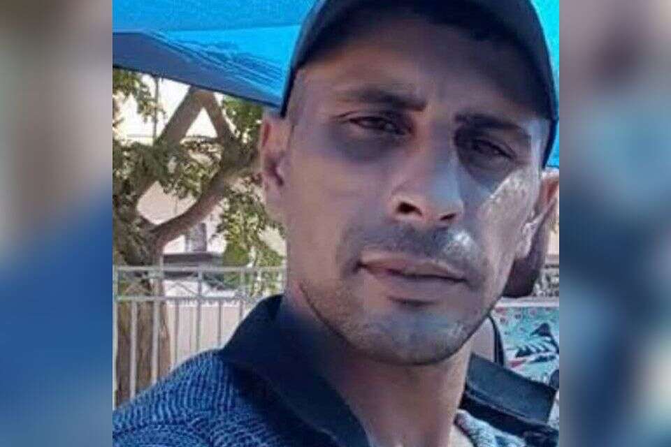 אימן סלים אלעטאונה תושב חורה , ללא קרדיט