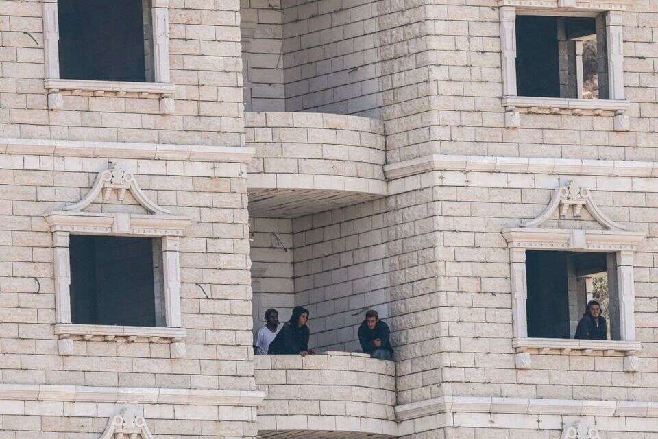 המתפרעים בקוסרה, לפני שבוע , אי.אף.פי