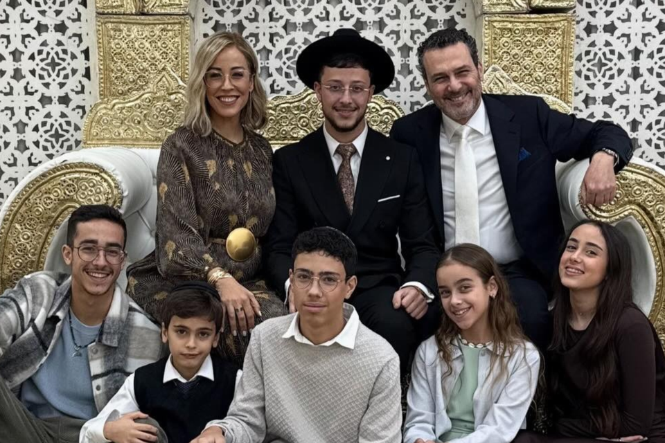 עדן הראל, עודד מנשה וילדיהם. נועם הבכור מנישואיה הקודמים , אינסטגרם