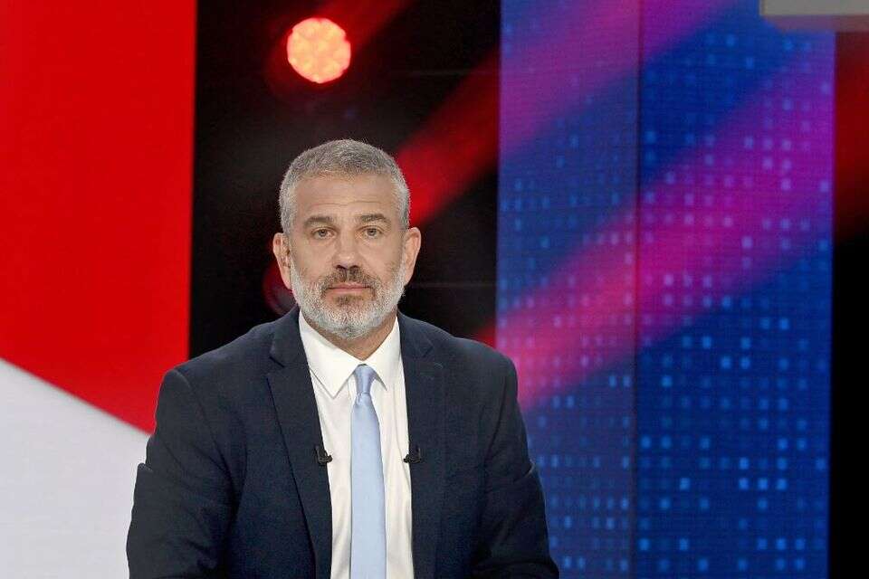 ינון מגל, הפטריוטים , ערוץ 14