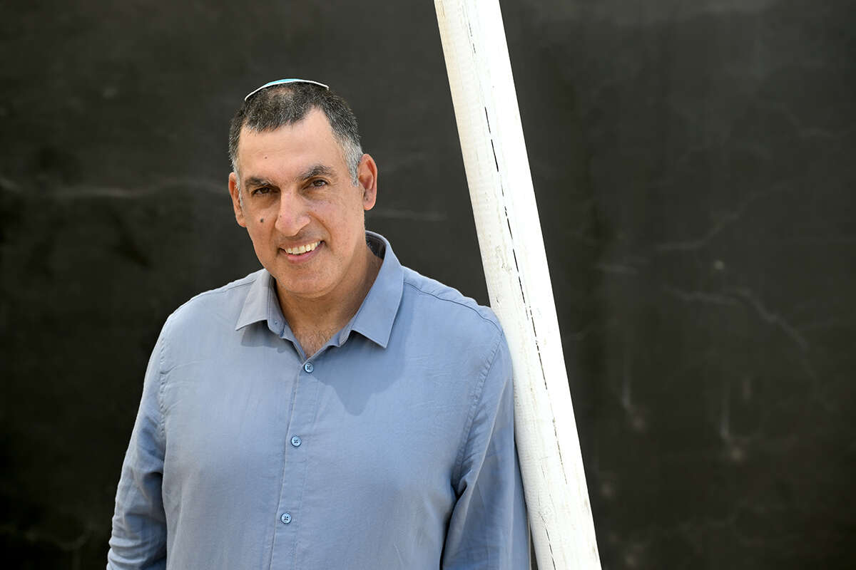 יוסי מנשרוף , אפרת אשל