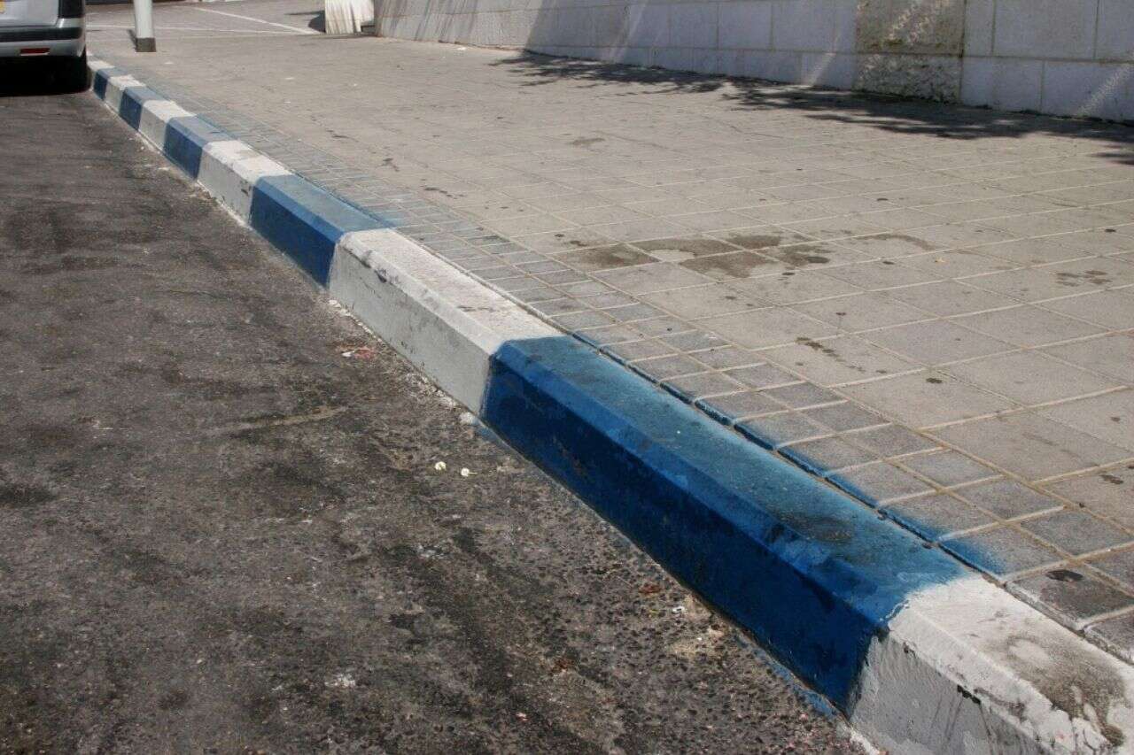 העיר במרכז שתחל לאכוף חניה בכחול-לבן - לראשונה בתולדותיה