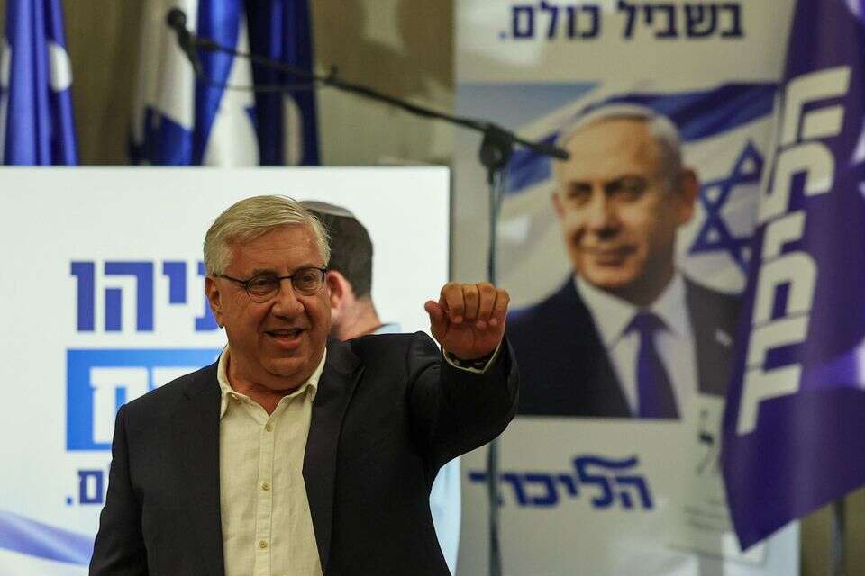 ברדוגו מוצג כמשוריין ברשימת הליכוד לכנסת , אורן בן חקון