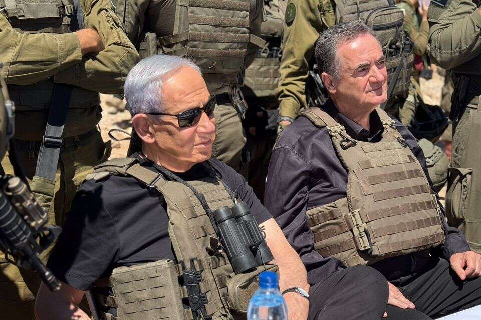 רה"מ נתניהו ושר הביטחון כ"ץ בכתר החרמון הסורי , עומר מירון/ לע"מ