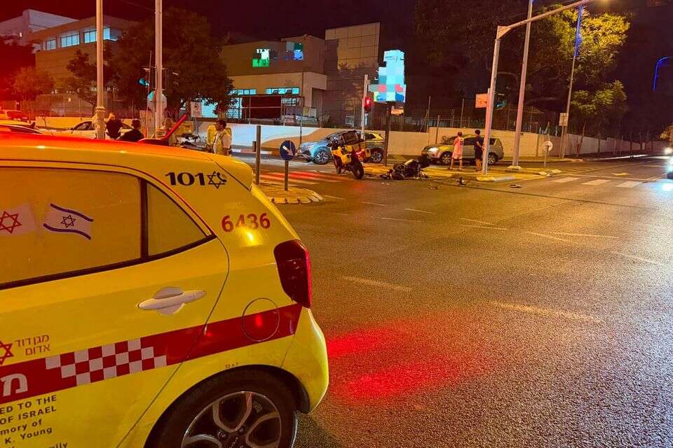 זירת התאונה בפתח תקווה , תיעוד מבצעי מד"א