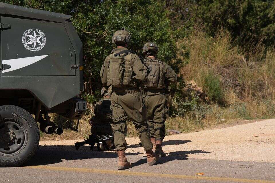 לוחמי מג"ב במחסום  , אייל מרגולין - ג'יני