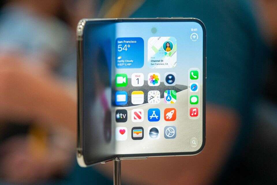 אפל שוברת את הכלים: הכירו את iPhone Duo – האייפון המתקפל הראשון , אי.אף.פי