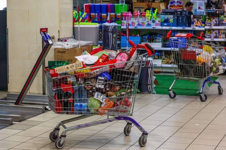עגלת קניות (אילוסטרציה) , אורן בן חקון