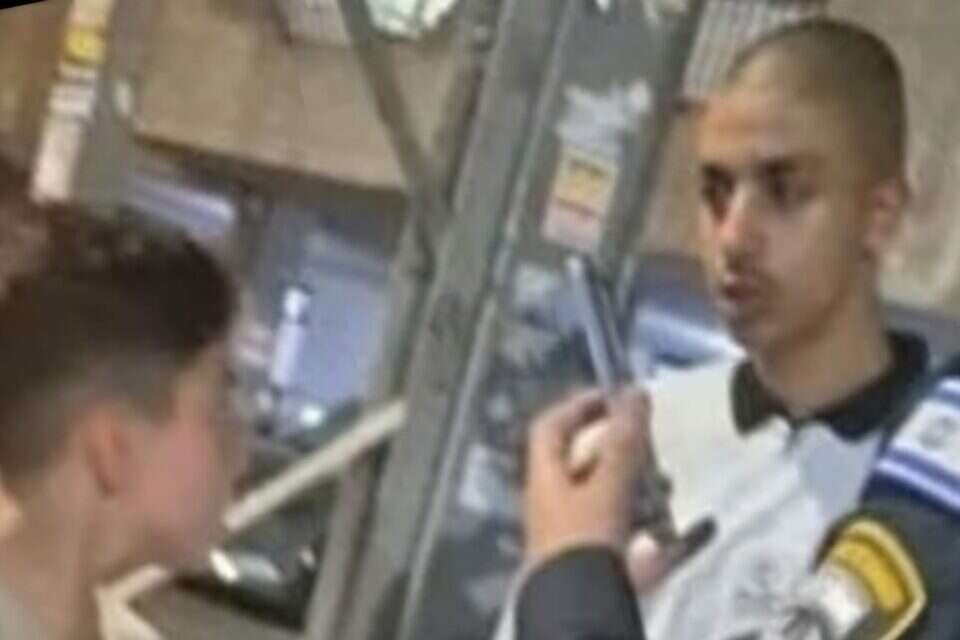 יגאל בוסקילה , לפי שימוש בסעיף 27א בחוק לזכויות יוצרים