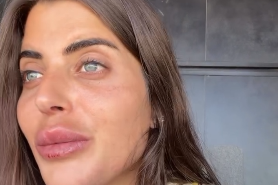 ספיר בורגיל , אינסטגרם